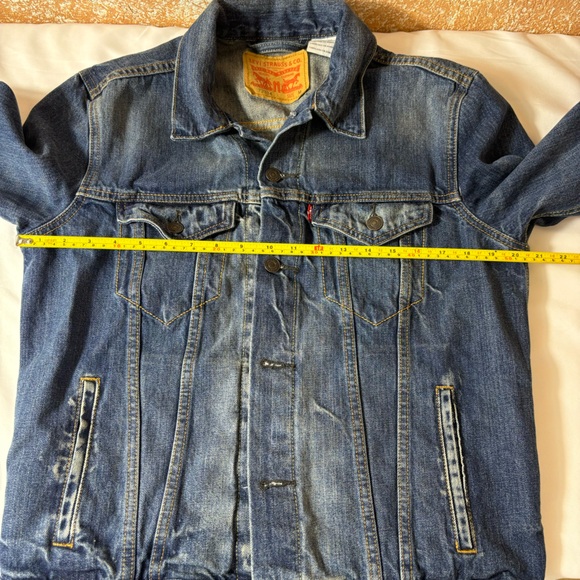 Levi’s Denim Jacket Western Distressed Unisex Trucker Jacket Blue Size Medium - Picture 11 of 11